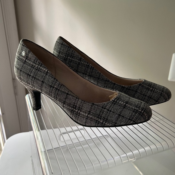 LifeStride Parigi Pumps, Black-Watch Plaid, Size 8 Wide EUC - Picture 1 of 5